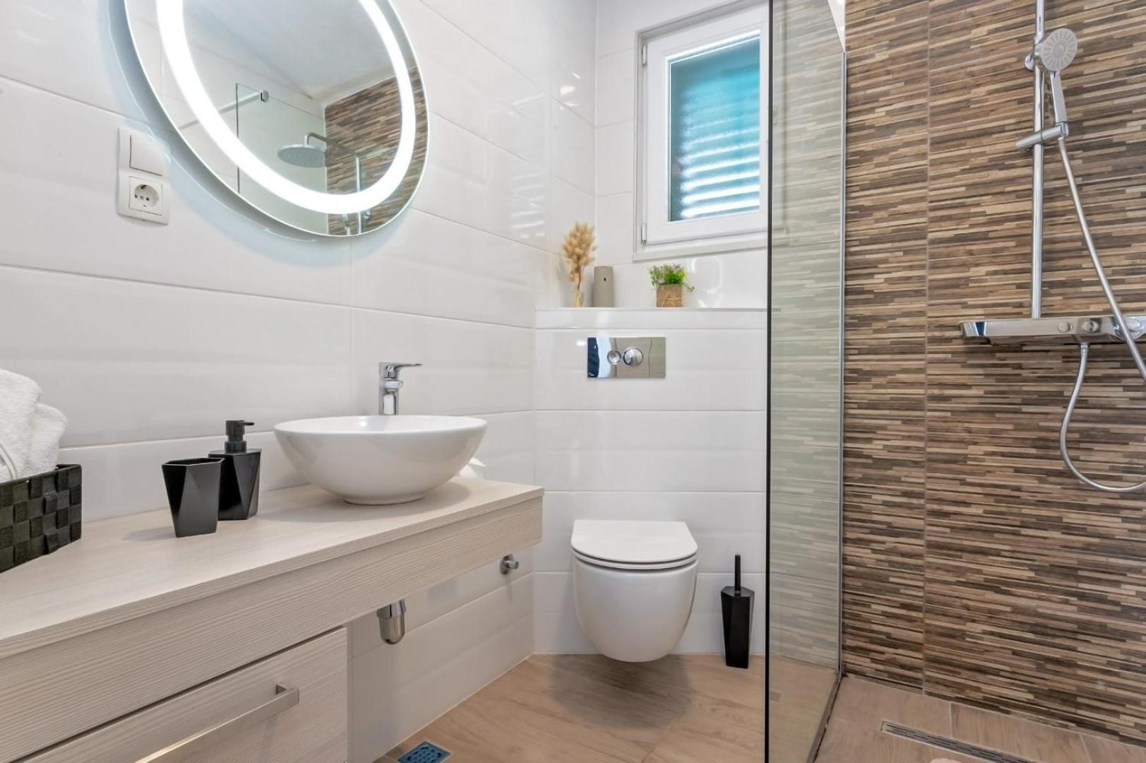 Sea Flower Beachfront Villa Sevid Esterno foto