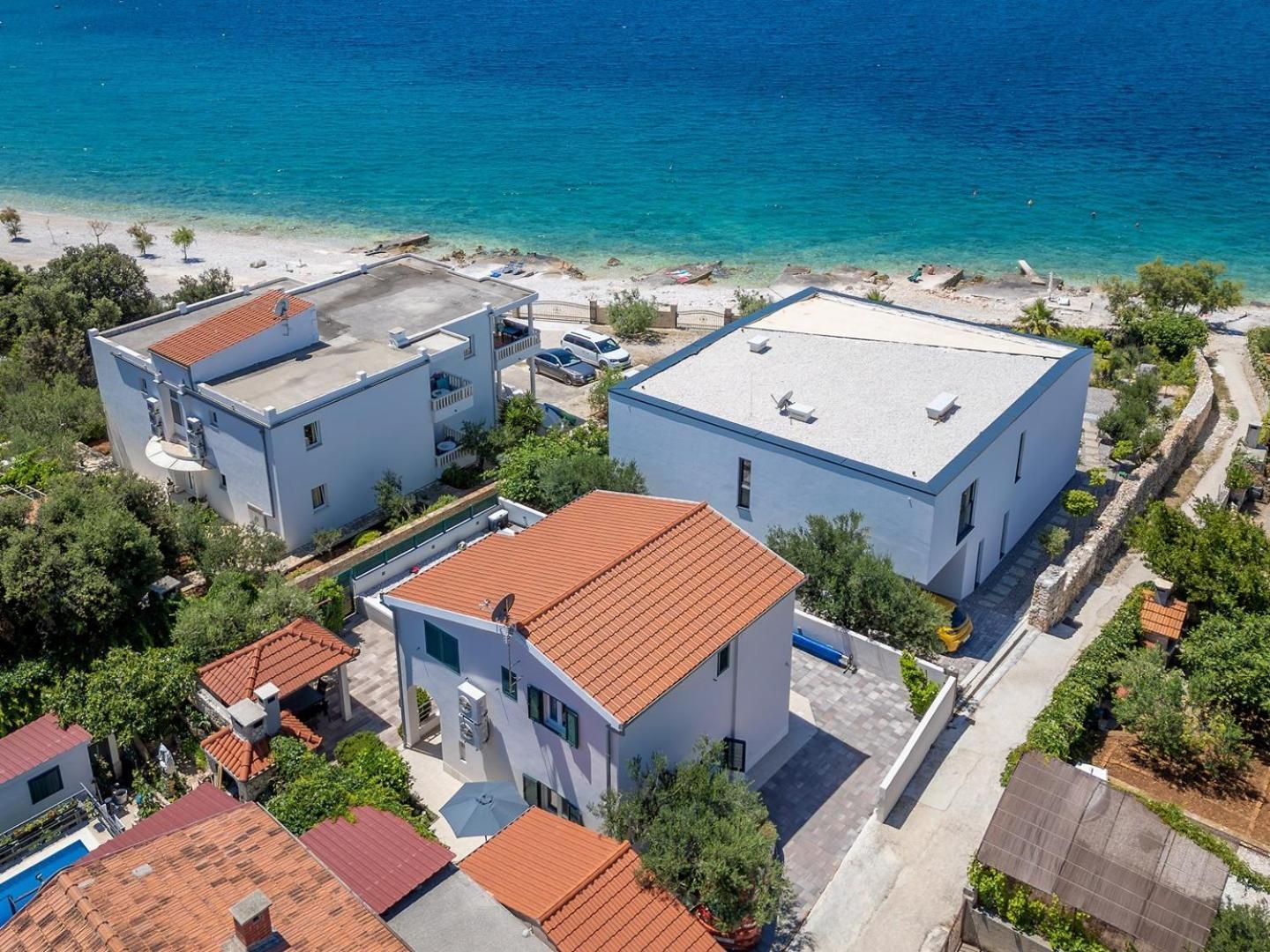 Sea Flower Beachfront Villa Sevid Esterno foto