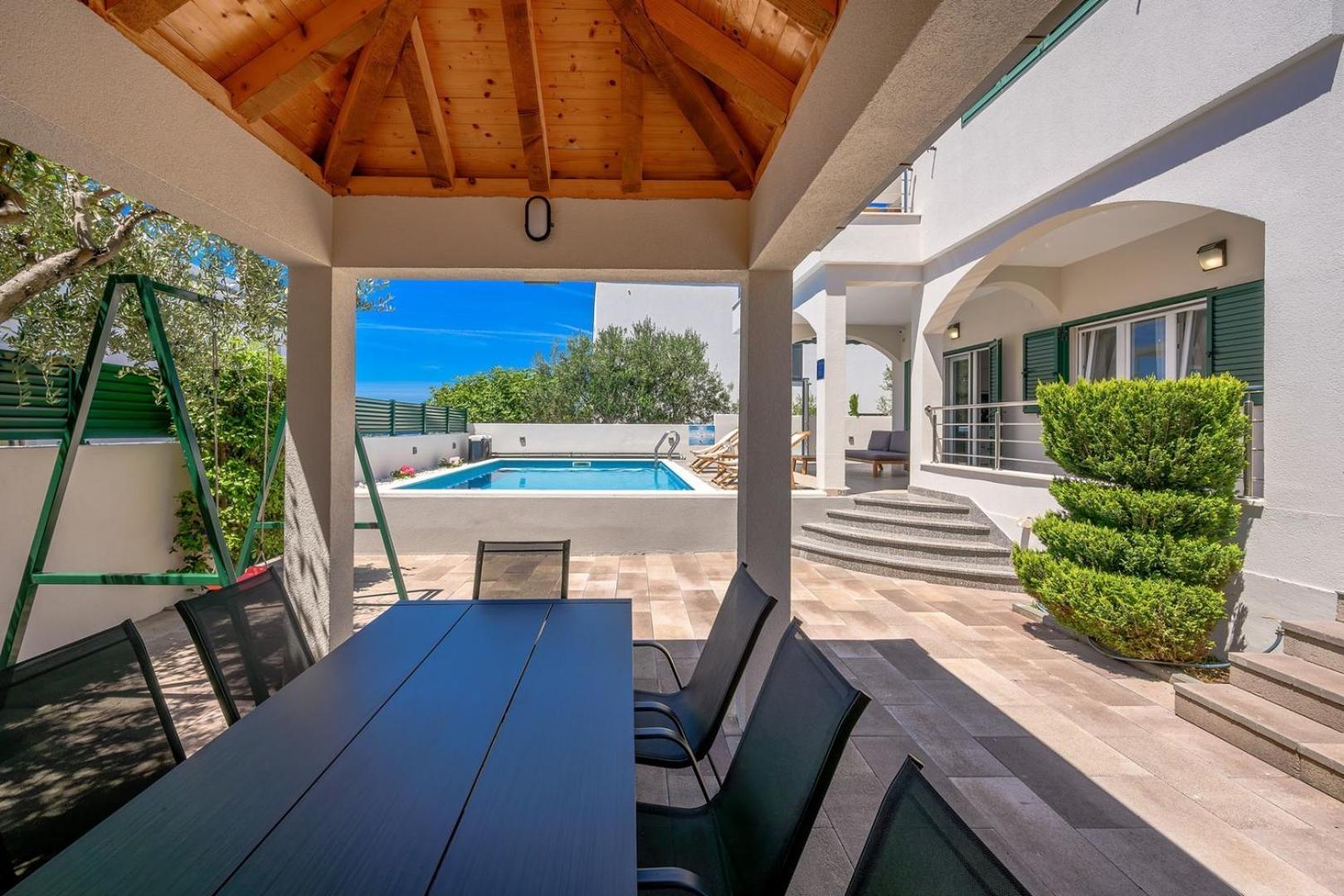 Sea Flower Beachfront Villa Sevid Esterno foto